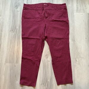 GUC Old Navy Size 18 Pink and Maroon Pixie Ankle Pants